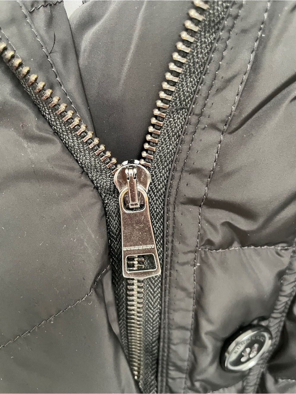 Burberry Brit Women's Black Quilted Belted Puffer Jacket - medium/large - Picture 8 of 13